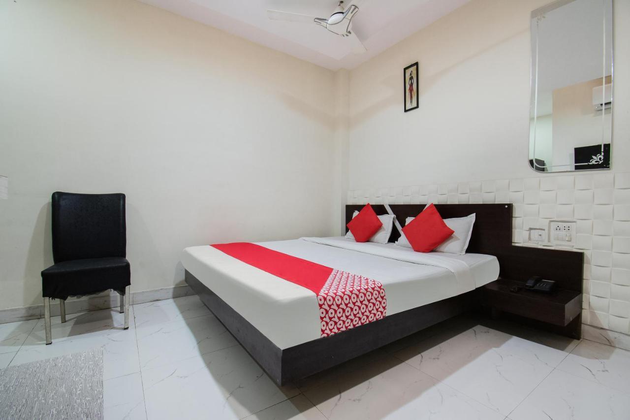 Oyo 44287 Hotel Aarav Plaza Muzaffarpur Zewnętrze zdjęcie